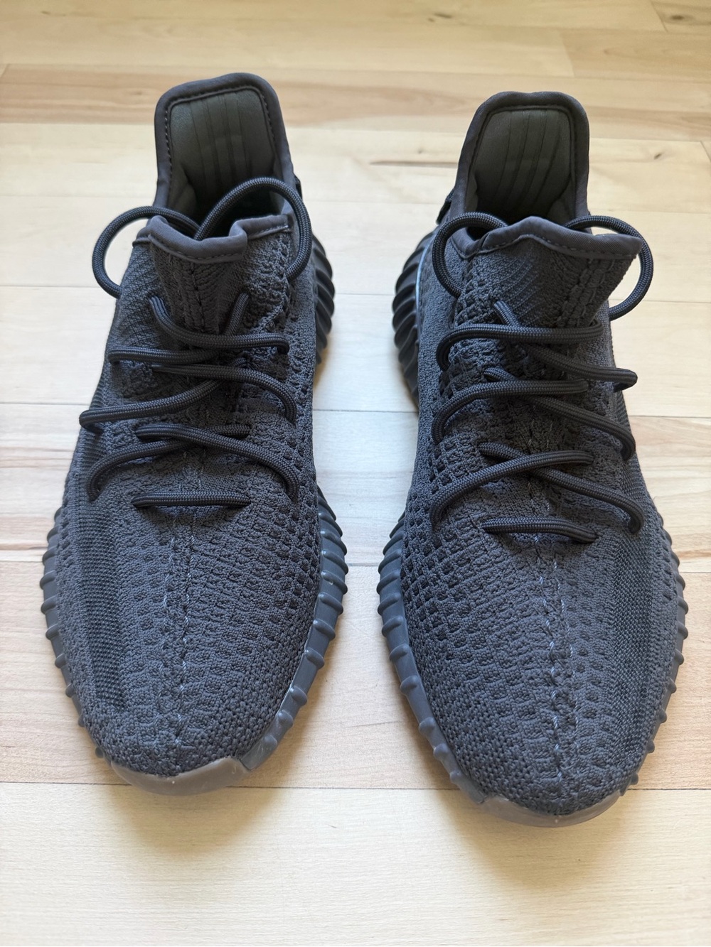 Adidas Yeezy Boost 350 V2 Cinder Black FY2903 Men’s Size 9.5